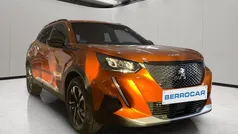 Naranja Usado 2023 Peugeot 2008 Allure SUV | 21.399 € (Precio justo)