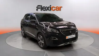 Usado Peugeot 3008 Allure 131 CV (96 kW) 2018 Negro SUV