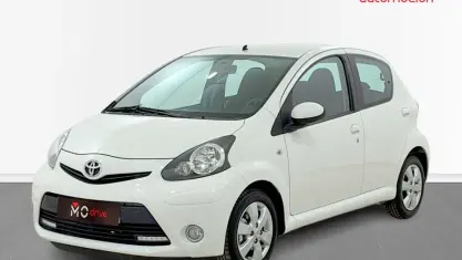 Usado Toyota Aygo City 68 CV (50 kW) 2012 Utilitario