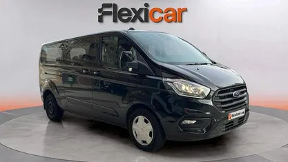 Usado 2023 Ford Transit Custom Trend Familiar | 28.490 € (Precio justo)