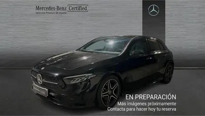 Usado Mercedes A180 AMG line 116 CV (85 kW) 2025 Negro Berlina