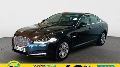 Usado Jaguar XF Luxury 200 CV (147 kW) 2015 Gris Berlina
