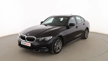 Usado BMW 330e Sport Line 252 CV (185 kW) 2019 Negro Berlina