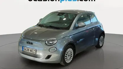 Usado Fiat 500e Action 69 kW (95 CV) 2022 Gris plata Utilitario