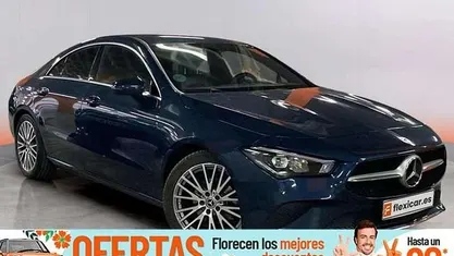 Usado Mercedes CLA180 136 CV (100 kW) 2023 Azul Berlina