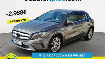 Gris Usado 2017 Mercedes GLA200 SUV | 17.362 € (Super precio)