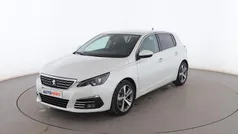 Blanco Usado 2018 Peugeot 308 Allure Utilitario | 9499 € (Precio justo)
