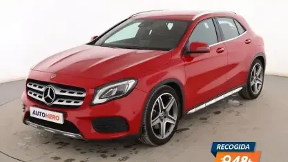 Usado Mercedes GLA220 AMG line 177 CV (130 kW) 2017 Rojo SUV