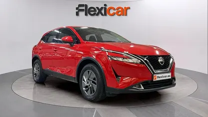 Usado Nissan Qashqai Acenta 141 CV (103 kW) 2022 Rojo SUV