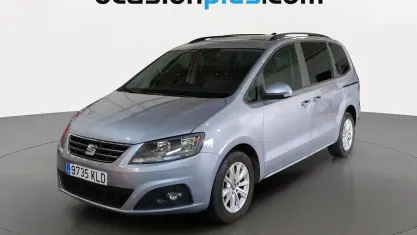 Usado Seat Alhambra Reference 150 CV (110 kW) 2018 Gris plata Monovolumen