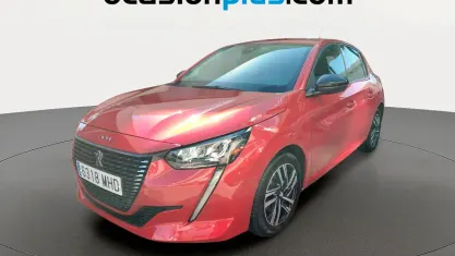 Usado Peugeot 208 Allure 102 CV (75 kW) 2023 Rojo Utilitario