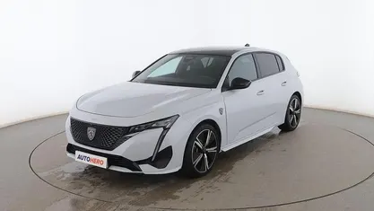 Blanco Usado 2024 Peugeot 308 GT Utilitario | 23.599 € (Precio justo)