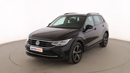 Usado VW Tiguan Life 150 CV (110 kW) 2021 Negro SUV