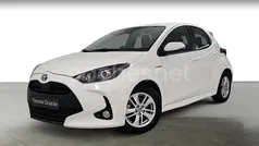 Usado 2024 Toyota Yaris Hybrid Active Berlina | 17.890 € (Buen precio)
