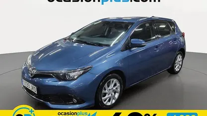 Usado Toyota Auris Active 116 CV (85 kW) 2015 Azul Utilitario