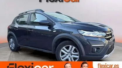 Usado Dacia Sandero Comfort 91 CV (66 kW) 2022 Utilitario