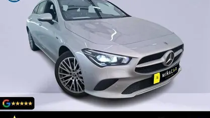 Usado Mercedes CLA250e 218 CV (160 kW) 2021 Gris Berlina