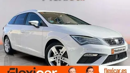 Usado Seat Leon ST FR 150 CV (110 kW) 2018 Blanco Familiar