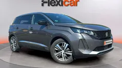 Usado 2024 Peugeot 5008 Allure Monovolumen | 25.790 € (Buen precio)