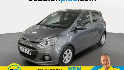 Usado Hyundai i10 87 CV (63 kW) 2014 Gris Utilitario