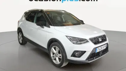 Usado Seat Arona FR 150 CV (110 kW) 2019 Blanco SUV