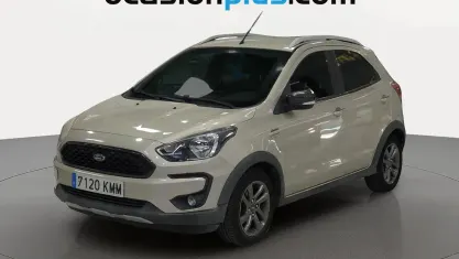 Usado Ford Ka Plus Active 85 CV (62 kW) 2018 Beige Utilitario