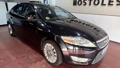 Usado Ford Mondeo Trend 140 CV (102 kW) 2009 Negro Berlina