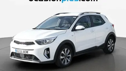 Usado Kia Stonic 100 CV (73 kW) 2024 Blanco SUV