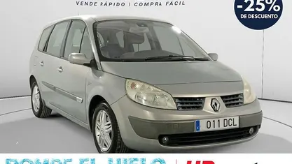 Usado Renault Scénic II Privilege 120 CV (88 kW) 2004 Monovolumen