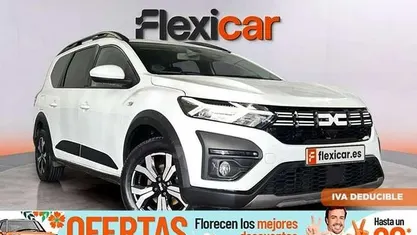 Usado Dacia Jogger Expression 110 CV (80 kW) 2023 Blanco Monovolumen
