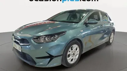 Usado Kia Ceed 100 CV (73 kW) 2022 Gris Utilitario