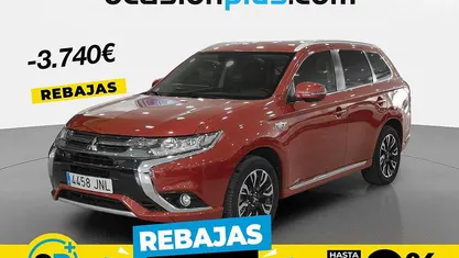 Rojo Usado 2016 Mitsubishi Outlander P-HEV SUV | 15.973 € (Buen precio)