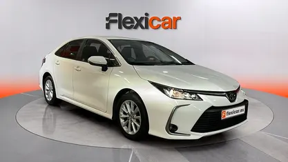 Occasion Toyota Corolla Active 122 PK (89 kW) 2022 Wit Sedan