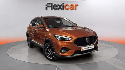 Usado MG ZS Luxury 111 CV (81 kW) 2022 Naranja SUV