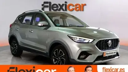 Usado MG ZS Luxury 111 CV (81 kW) 2022 Gris SUV