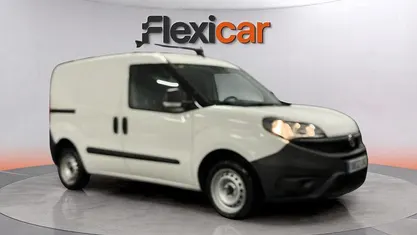 Usado Fiat Doblò 95 CV (69 kW) 2020 Monovolumen