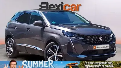 Usado Peugeot 3008 Allure 131 CV (96 kW) 2021 Gris SUV