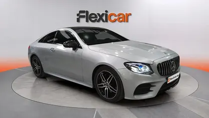 Usado Mercedes E220 194 CV (142 kW) 2018 Gris Coupe
