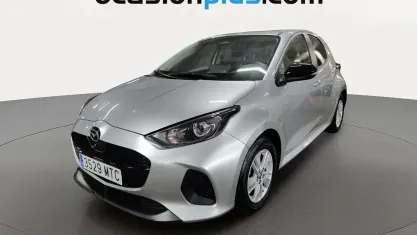 Usado Mazda 2 Center-Line 116 CV (85 kW) 2024 Gris plata Utilitario