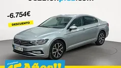 Usado 2020 VW Passat Executive Berlina | 23.890 € (Precio justo)