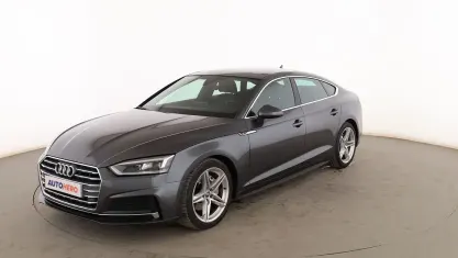 Usado Audi A5 Sportback Comfort 190 CV (139 kW) 2019 Gris Utilitario