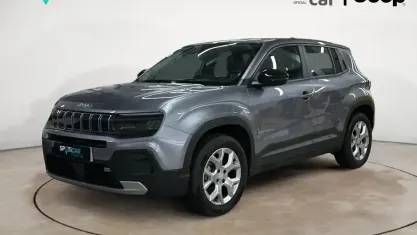 Begagnad Jeep Avenger Altitude 100 HK (73 kW) 2025 Grå SUV