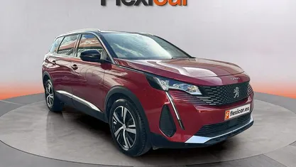 Usado Peugeot 5008 Allure 131 CV (96 kW) 2021 SUV