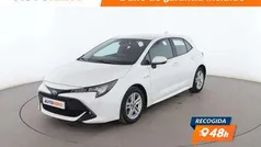 Blanco Usado 2019 Toyota Corolla Active Berlina | 17.399 € (Buen precio)