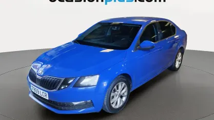 Usado Skoda Octavia Active 116 CV (85 kW) 2019 Azul Berlina
