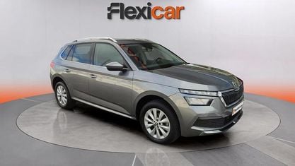 Usado Skoda Kamiq Active 116 CV (85 kW) 2020 Gris SUV