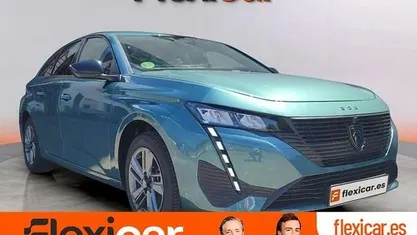 Usado Peugeot 308 SW Allure 131 CV (96 kW) 2022 Verde Familiar