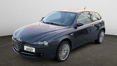 Negro Usado 2007 Alfa Romeo 147 Utilitario | 3800 € (Precio justo)