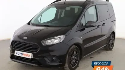 Begagnad Ford Tourneo Courier Sport 100 HK (73 kW) 2019 Svart Minibuss