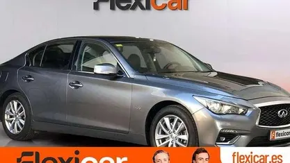 Usado Infiniti Q50 Premium 170 CV (125 kW) 2018 Gris Berlina